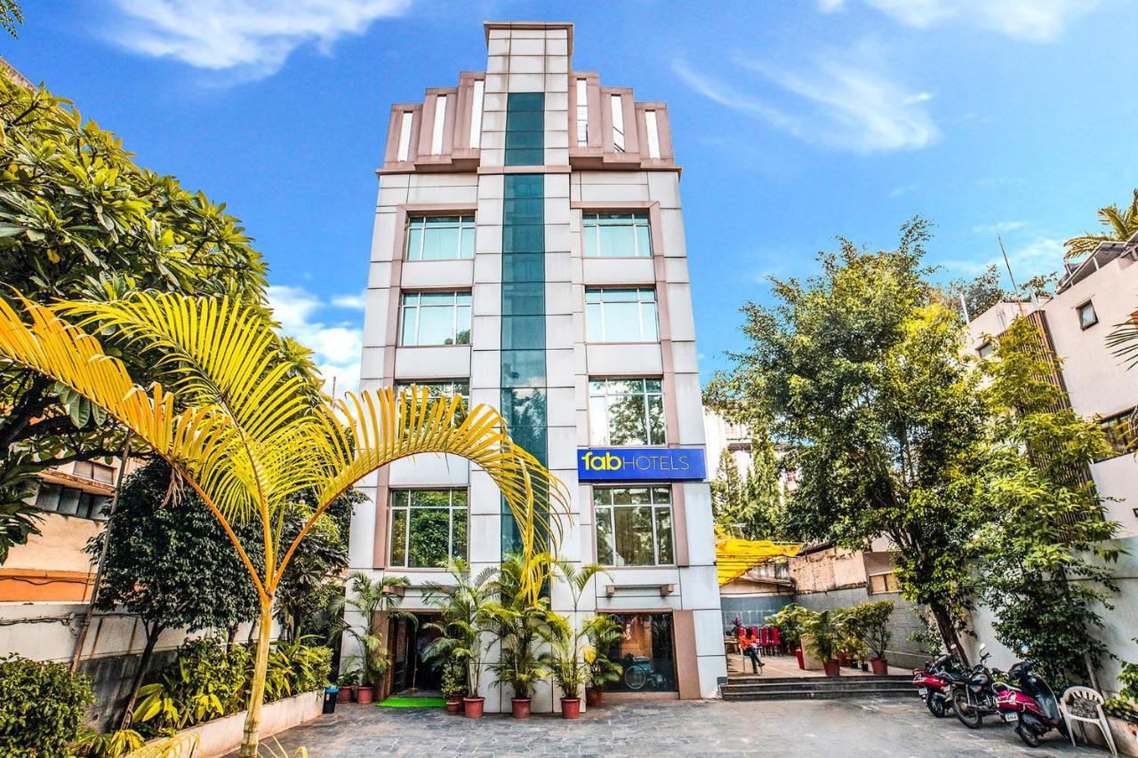 Rapid Lakme Executive Hotel Pune Exterior foto