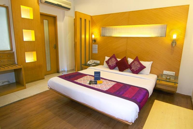 Rapid Lakme Executive Hotel Pune Exterior foto